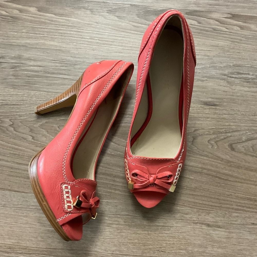 Nine West Platform Heels size 7